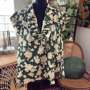 A Shirt Thing Green & Tan Floral Popover Classic Preppy Boho Shirt Top